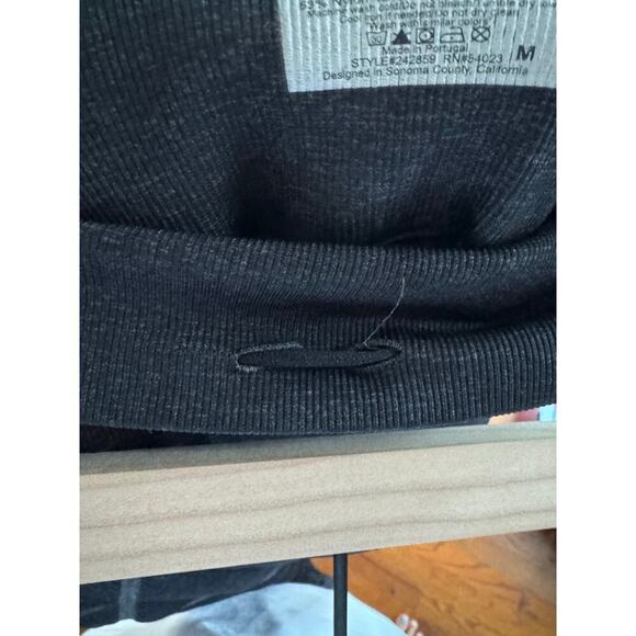 ATHLETA Embodiment Black/Dark Grey Seamless
Leggings Size Medium Style 242859 - Picture 7 of 8